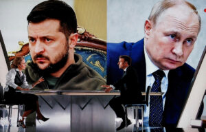 David vs. Goliath: Defeating Russian Autocracy